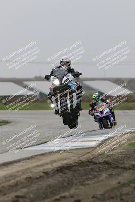 media/Nov-29-2025-TrackDaz (Sat) [[10ae2d9bce]]/A Group/Session 4 (Wheelie Bump)/